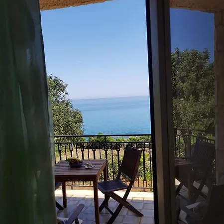 Cala Rossa *