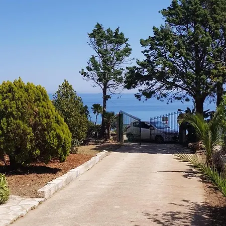 Cala Rossa Кастелламмаре-дель-Голфо